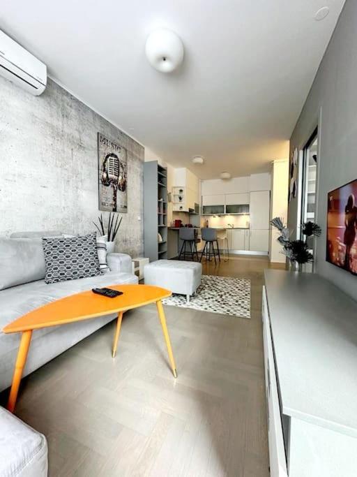 Urban Oasis: Stylish Retreat Apartman Zágráb Kültér fotó
